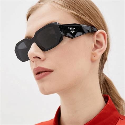 prada 17ws 1ab5s0|Prada Grey Rectangular Ladies Sunglasses PR 17WS .